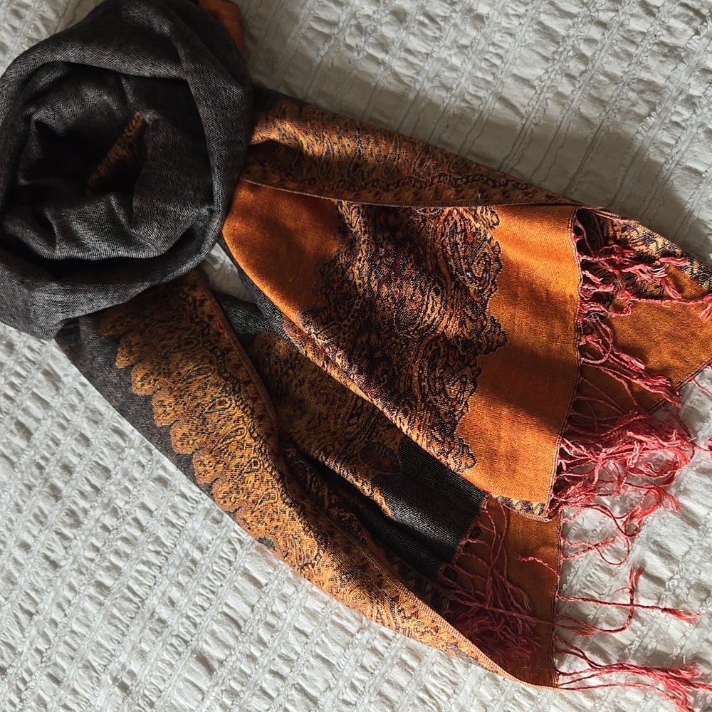 ๐งกโจ Burnt Orange Paisley Pashmina Shawl Wrap Fringe Scarf Reversible 27x77 - Picture 8 of 16